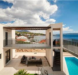 6 bedroom villa with heated pool near Omis, sleeps 12